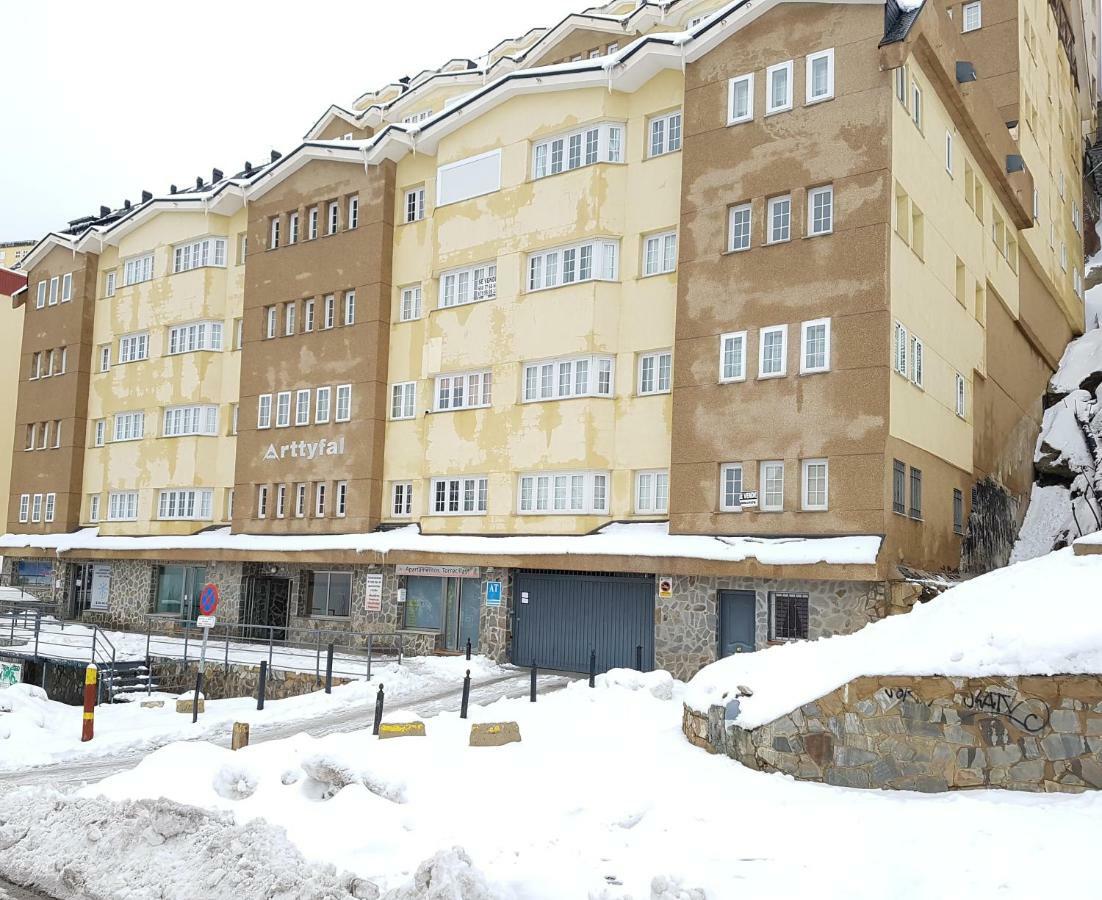 NUEVO APARTAMENTO en Sierra Nevada CON GARAJE e IMPRESIONANTES VISTAS Exterior foto